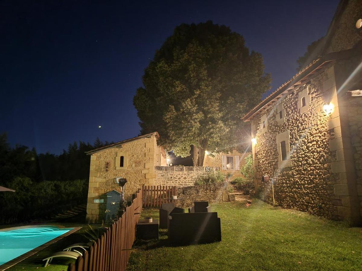 Le Clos De La Caneda Сарла-ла-Канеда Екстер'єр фото